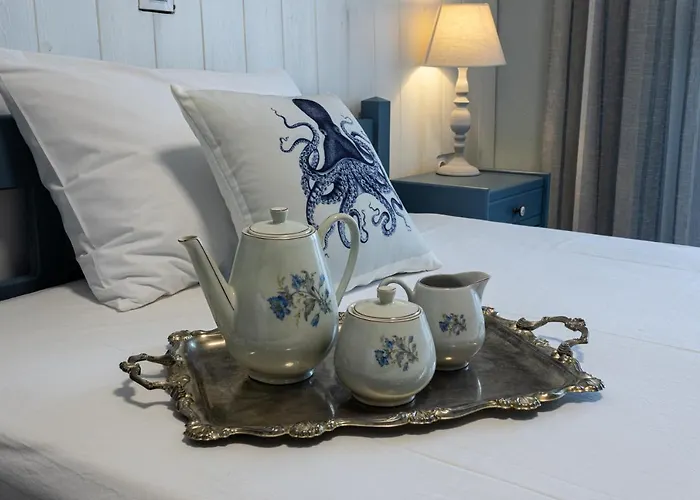 Aria's House & Neos Marmaras