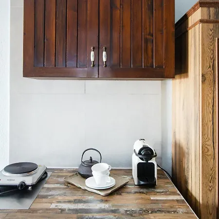 Aria's House & Neos Marmaras